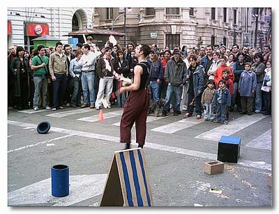 16 - ESPECTÁCULO CALLEJERO